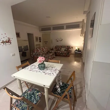 Appartamento In Trastevere Testaccio Roma